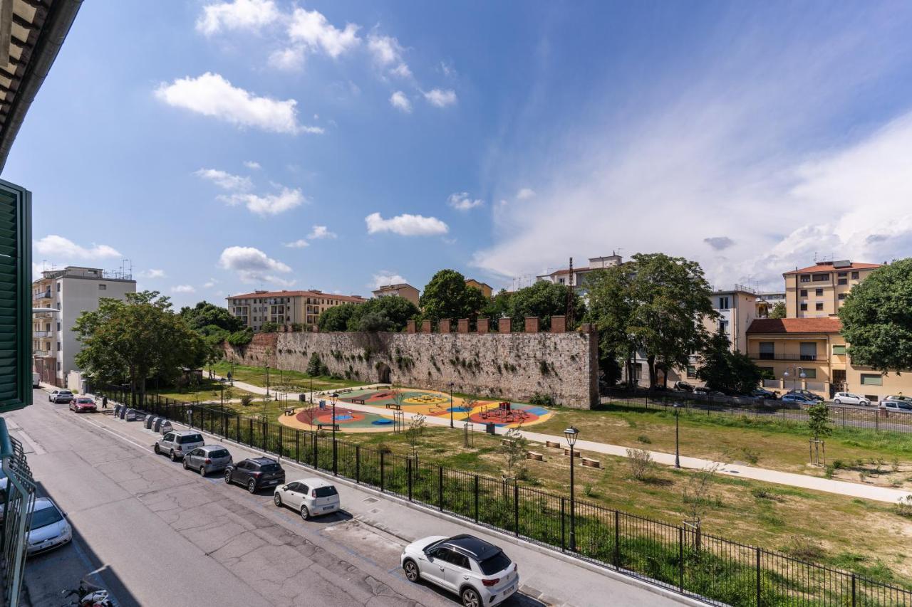 Aweshomeitaly - Pisa Park View Apartment Екстер'єр фото